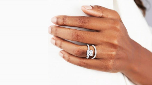 Top 5 Romantic Jewelry Gifts Your Partner Will Absolutely Love